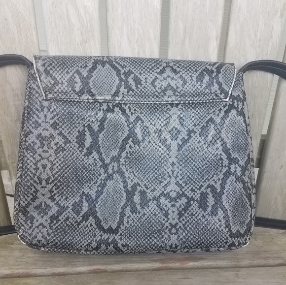 Relic Purse - Picture 2 of 8